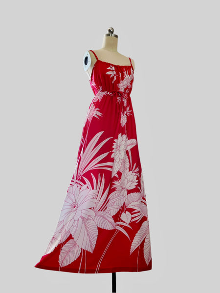 1970s Dress in Scarlet